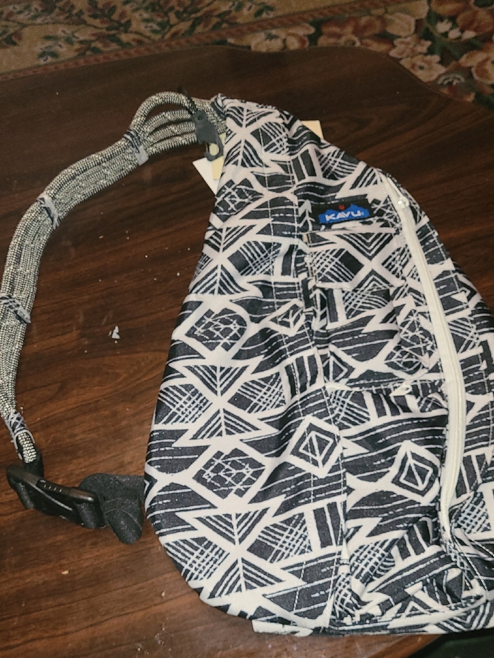 Kavu Black & White Geometric Rope Sling